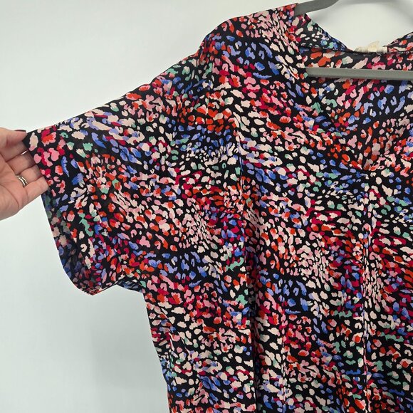 JODIFL Abstract Print Short Sleeve Flowy V Neck Blouse - L Multi Color - Picture 3 of 5